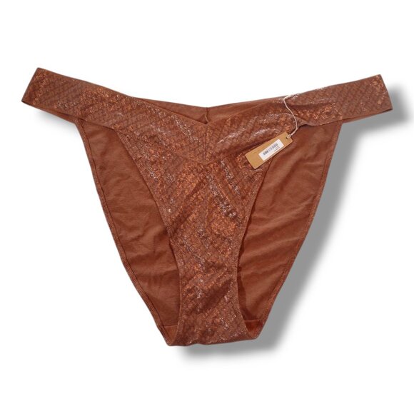 Skims Logo Mesh Underwear - Picture 5 of 6